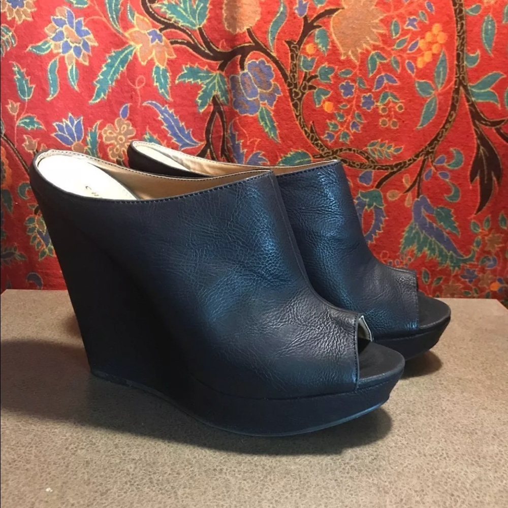 🚫 SOLD ON MERCARI Chinese Laundry Heels